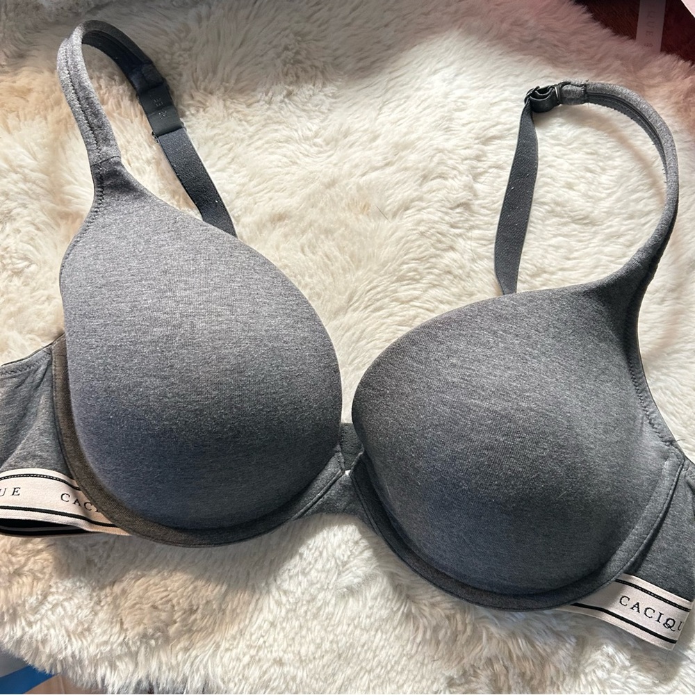 Cacique Gray T-Shirt Bra - Smooth Padded Support
